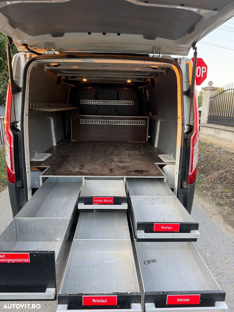Ford Transit Custom LWB Combi Base - 6