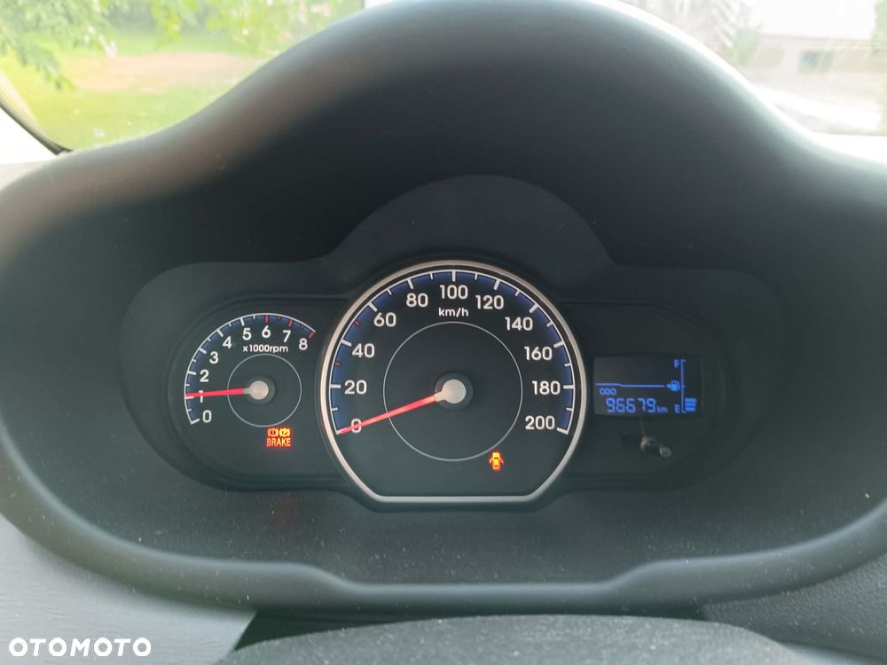 Hyundai i10 1.1 Classic (klm) - 8