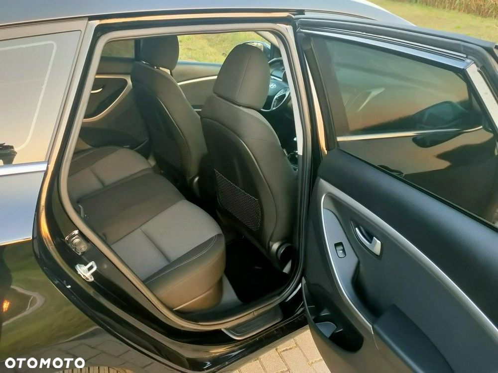 Hyundai i30 1.6 CRDI Passion - 16