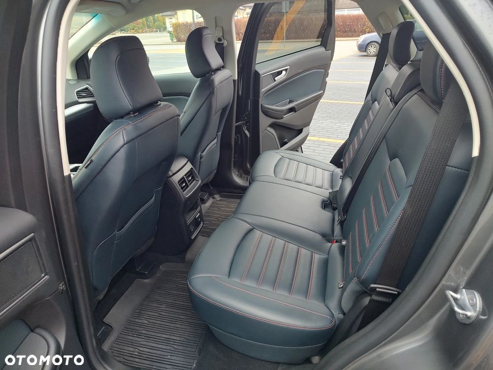 Ford Edge - 7