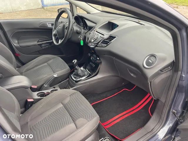 Ford Fiesta - 9