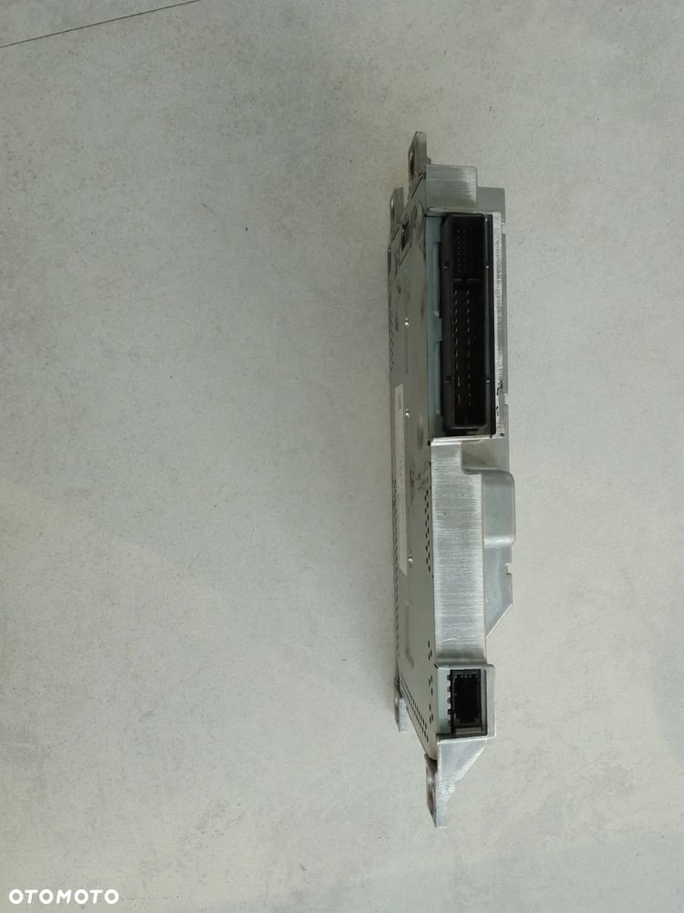 AUDI A4 B9 A5 WZMACNIACZ 8W0035465 BANG B&O - 3