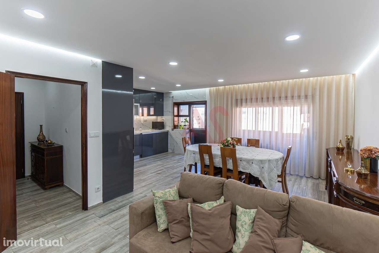 Apartamento T3+1 renovado no Centro de Felgueiras - Grande imagem: 3/29