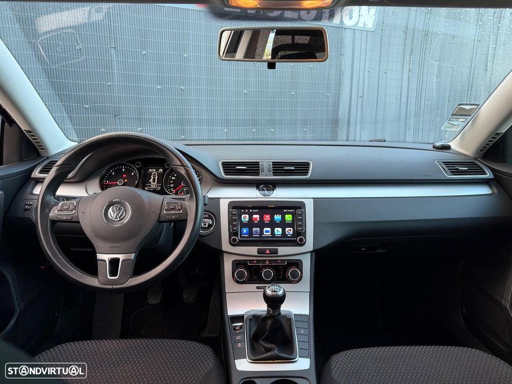 VW Passat Variant 2.0 TDi Highline Navig - 6