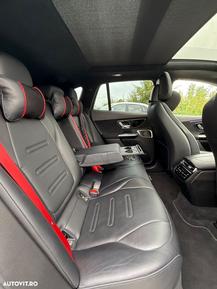 Mercedes-Benz EQE AMG 43 4MATIC - 9
