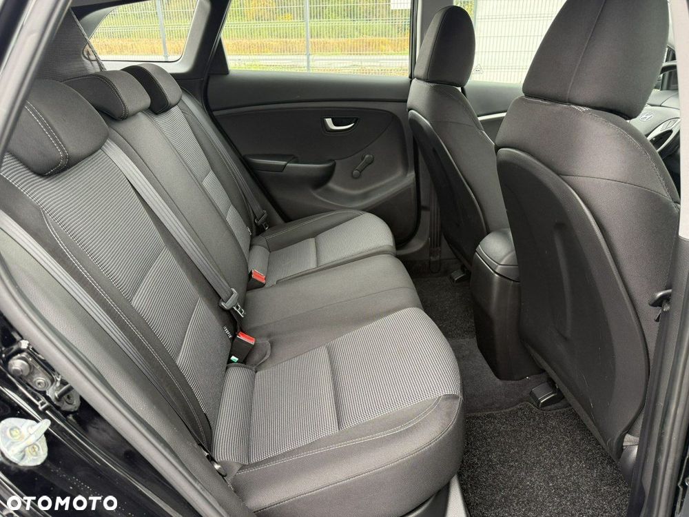 Hyundai i30 1.4 Fifa World Cup Edition - 14