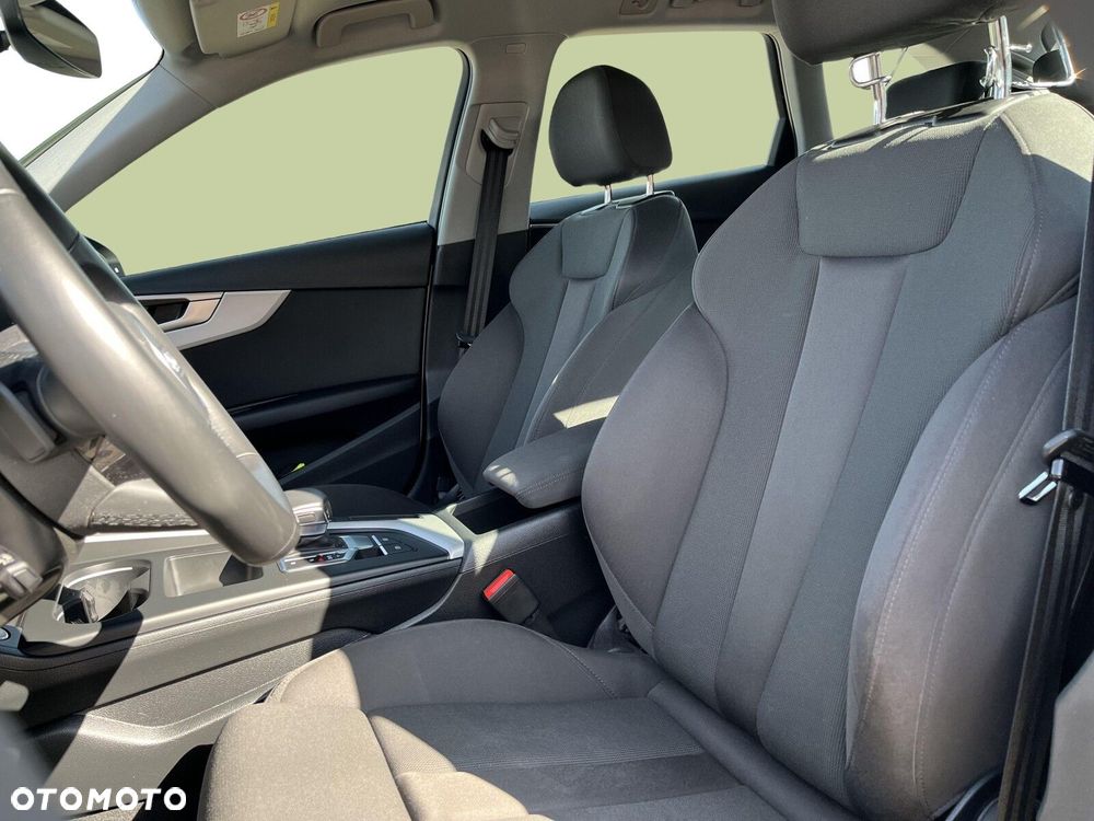 Audi A4 Avant 35 TFSI mHEV Advanced S tronic - 13
