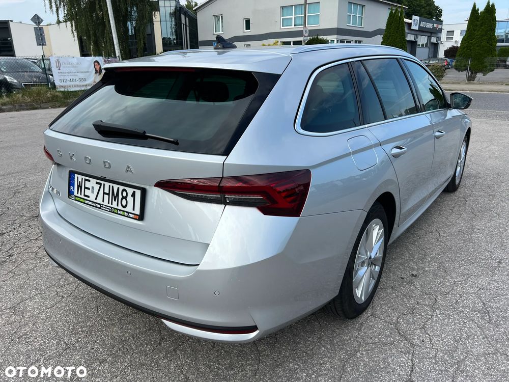 Skoda Octavia 1.5 TSI mHEV Selection DSG - 4