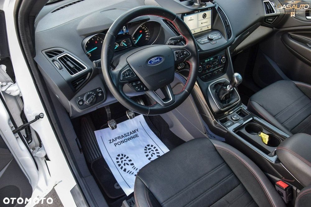 Ford Kuga - 19
