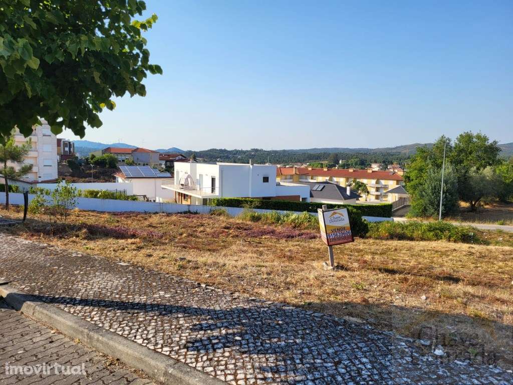 Lote para construção de moradia unifamiliar - Grande imagem: 3/11