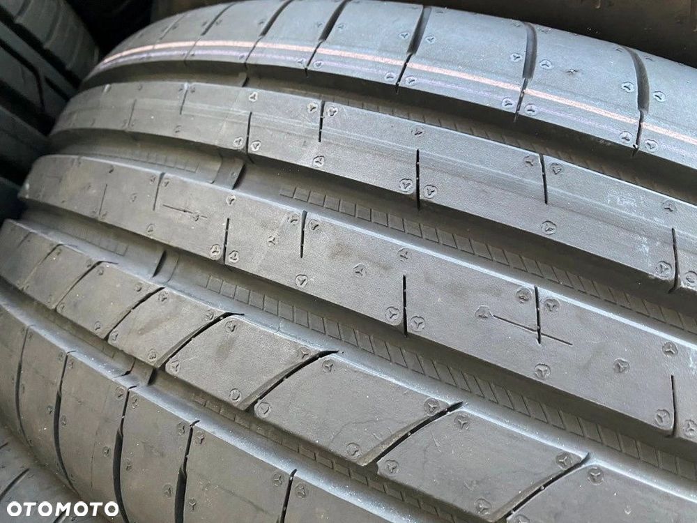 215/50/18 Goodyear Eagle F1_6,8mm_4szt_(208) - 6