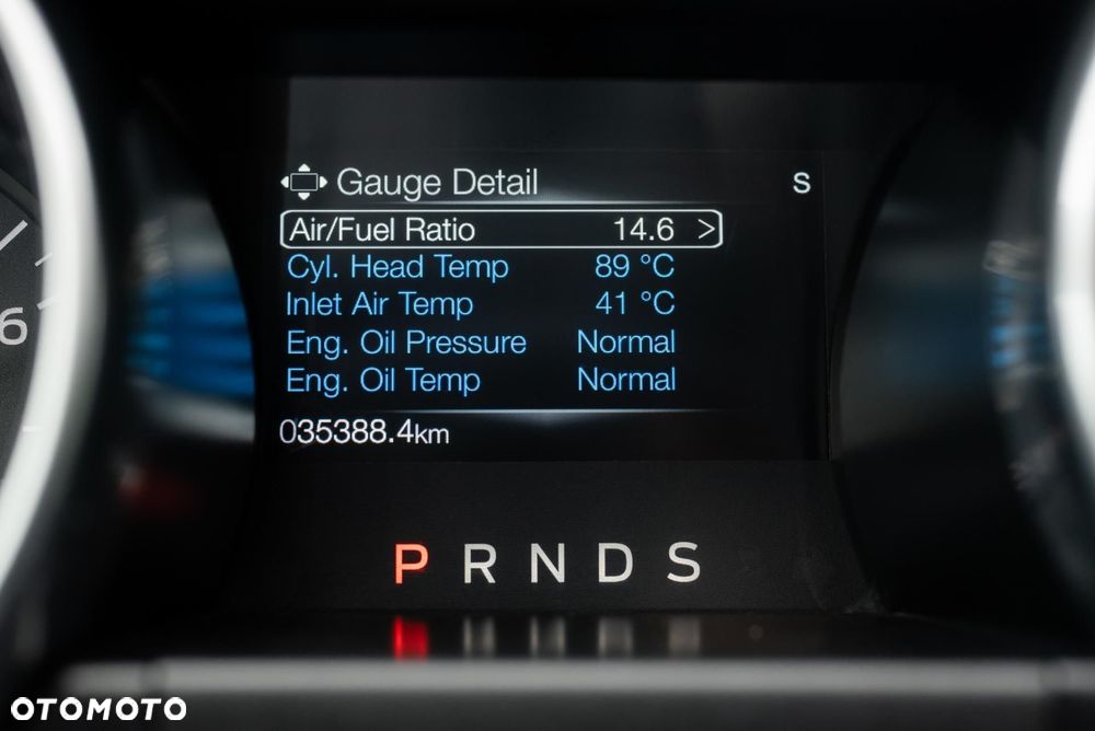 Ford Mustang 5.0 V8 GT - 26