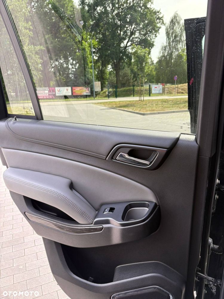 Chevrolet Tahoe - 6