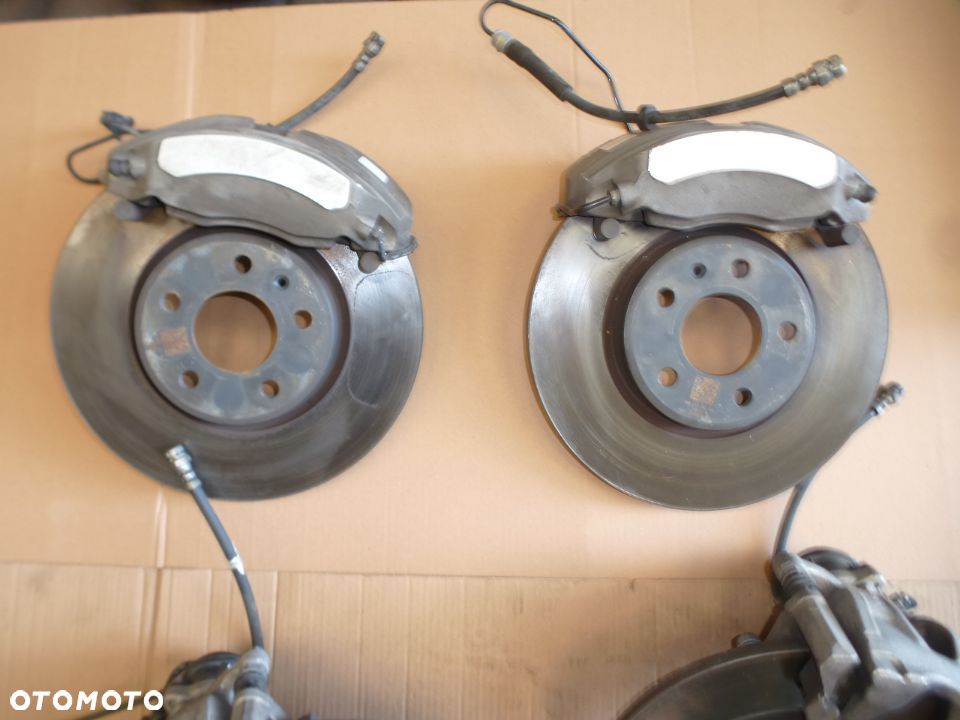 ZACISK HAMULCOWY BREMBO TARCZA  AUDI A5 A4 B9 8W0  gwa!!! - 3