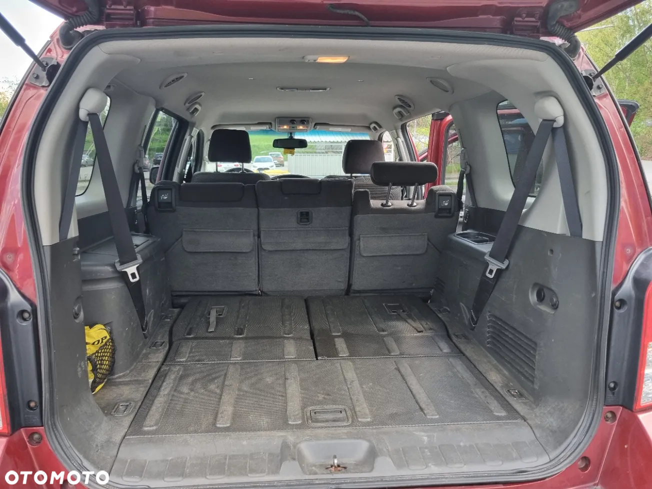 Nissan Pathfinder 4.0 V6 LE - 13