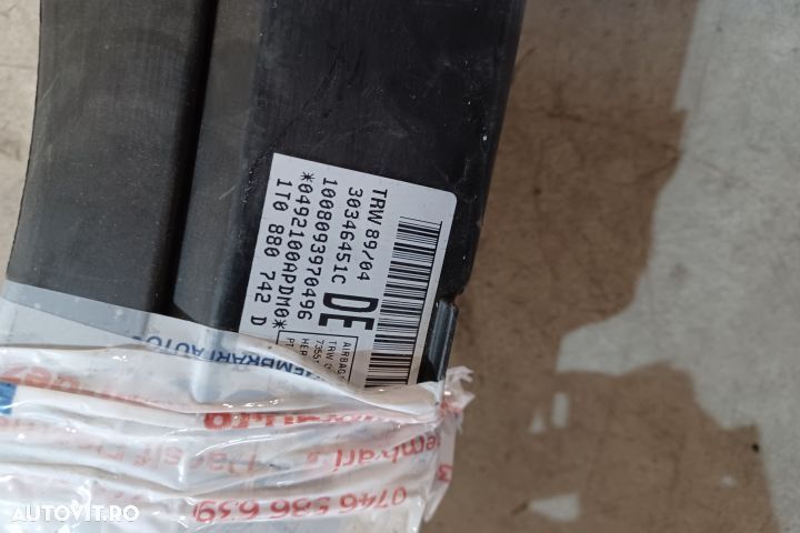 Airbag cortina dreapta 1T0880742D Volkswagen VW Touran 1 [2003 - 2006 - 5