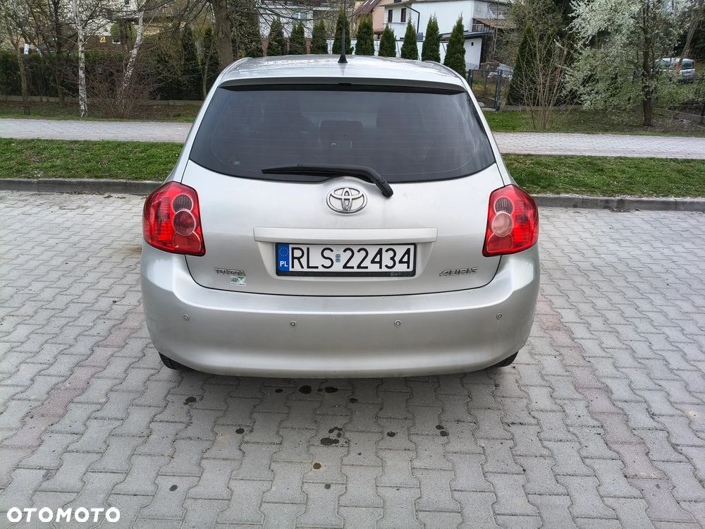 Toyota Auris 1.4 D-4D Terra - 5