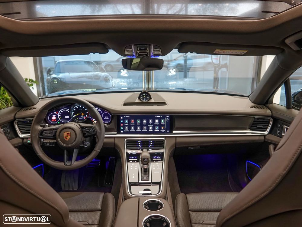 Porsche Panamera 4 E-Hybrid Platinum Edition com PDLS - 44