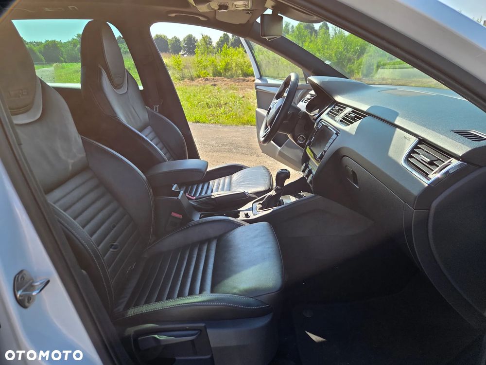 Skoda Octavia 2.0 TDI 4x4 DSG RS - 14