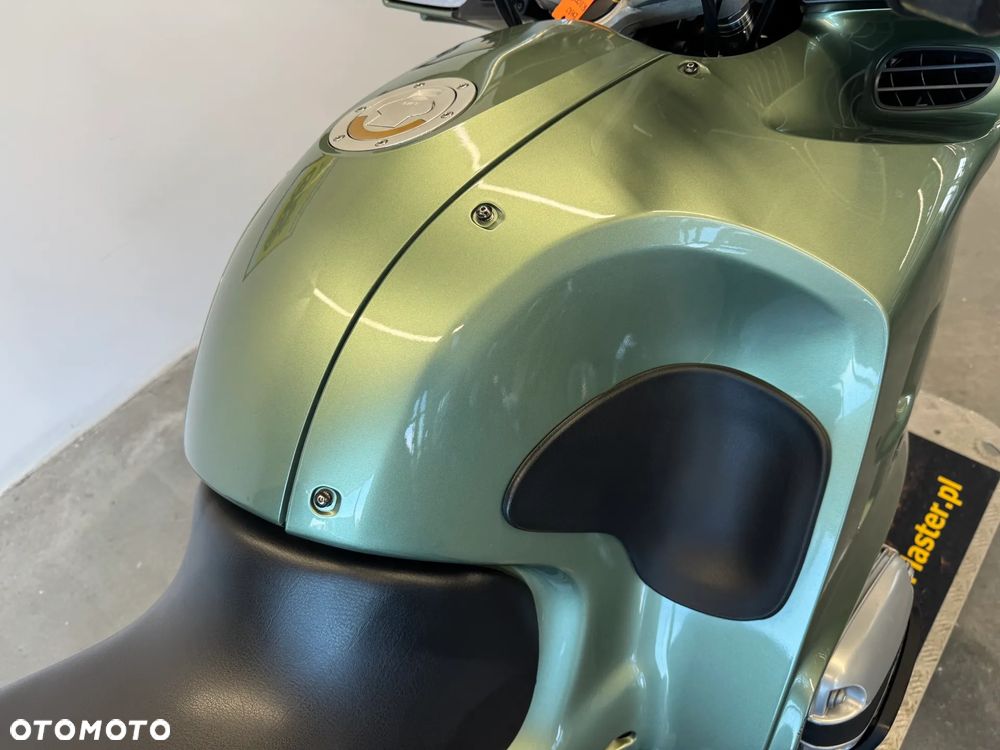 BMW R - 18