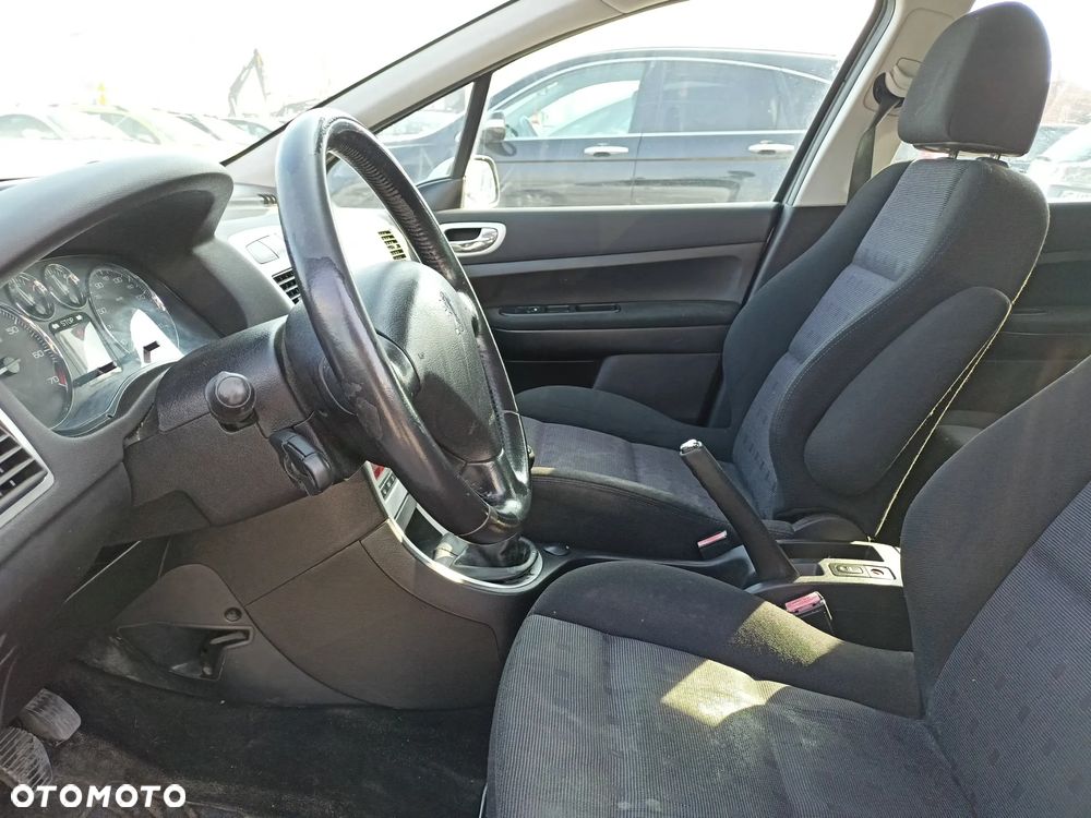 Peugeot 307 - 8