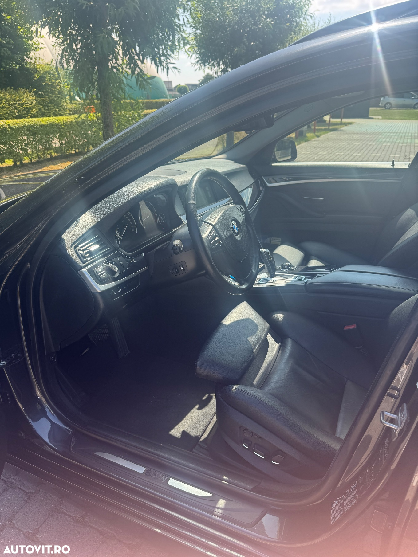BMW Seria 5 530d xDrive - 6