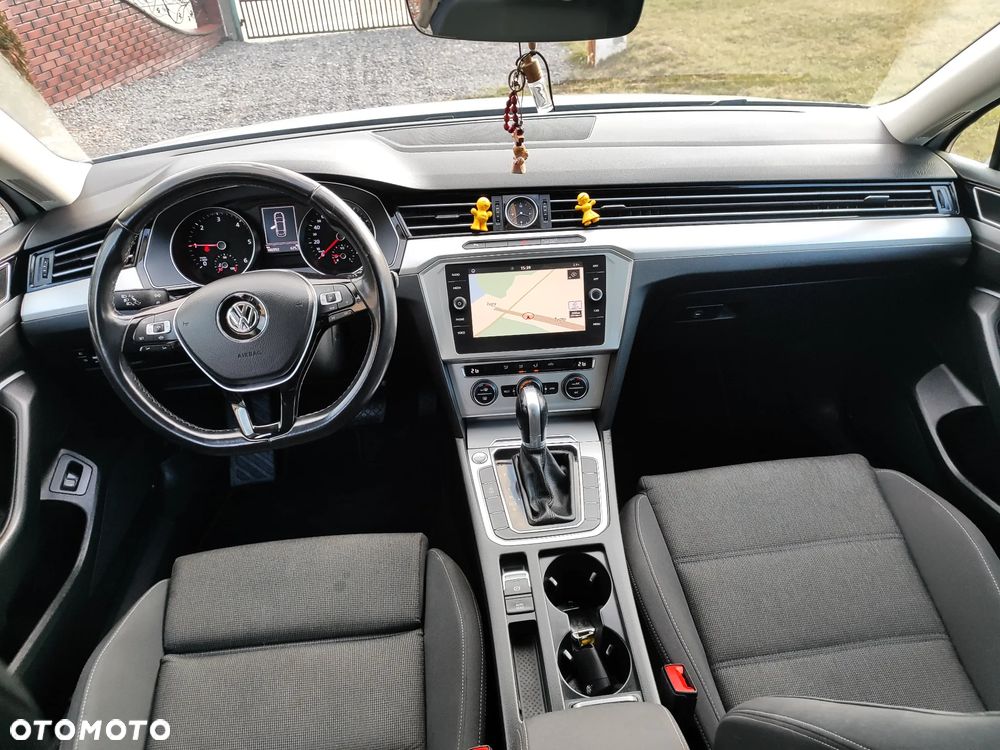 Volkswagen Passat 2.0 TDI BMT Comfortline DSG7 - 17