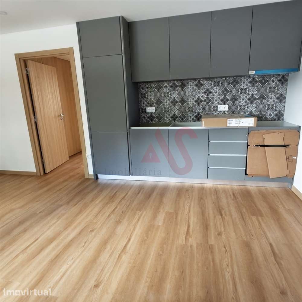 Apartamento T1 NOVO com TERRAÇO, 1 quarto, roupeiro embutido, Infias, - Grande imagem: 5/28