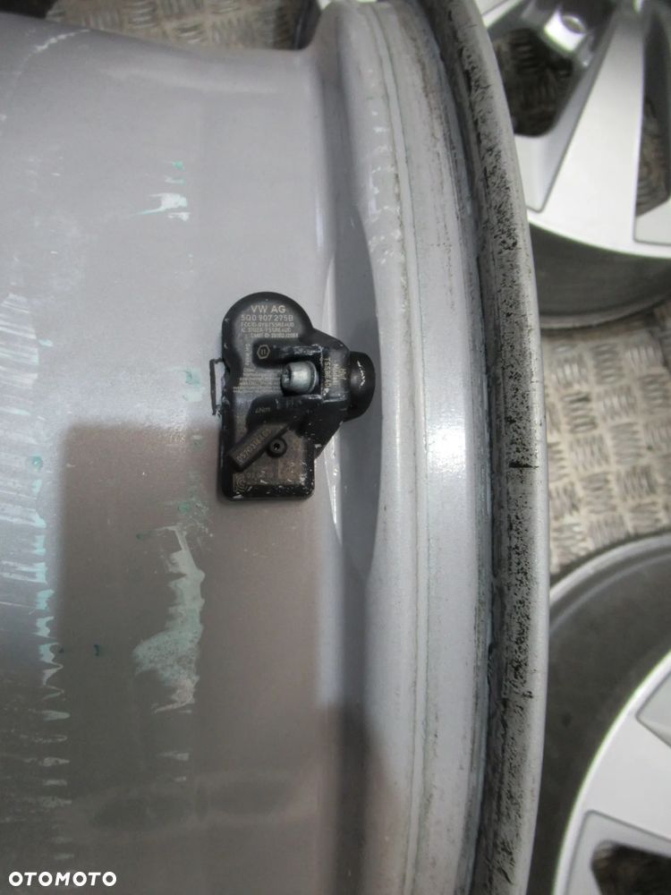 Felgi Audi Q8 Q7 8,5Jx19 et20 5x112 CZUJNIKI - 10