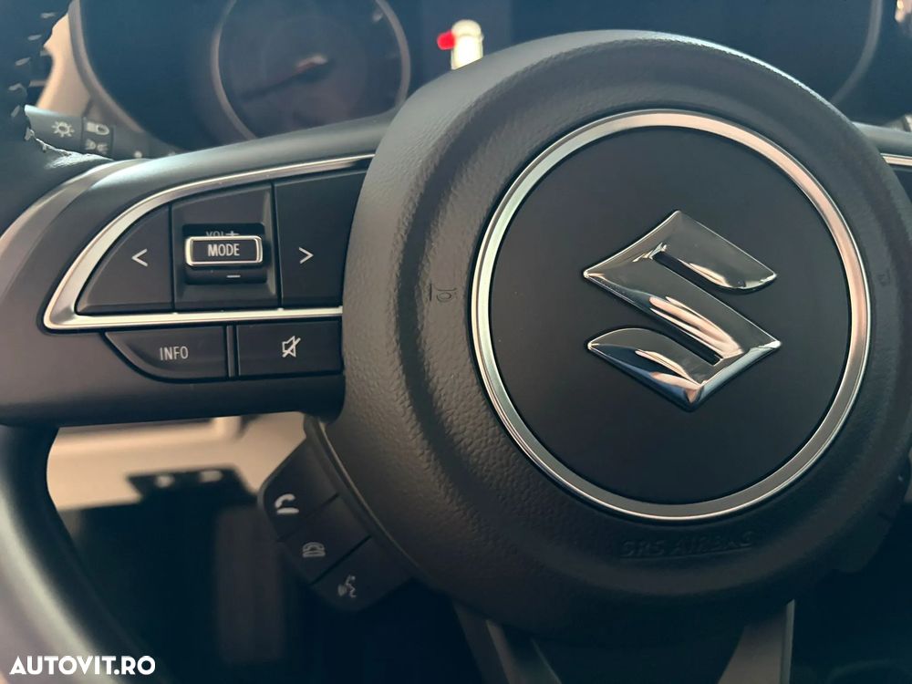 Suzuki Swift 1.2 Dualjet 12V MHEV Passion - 8