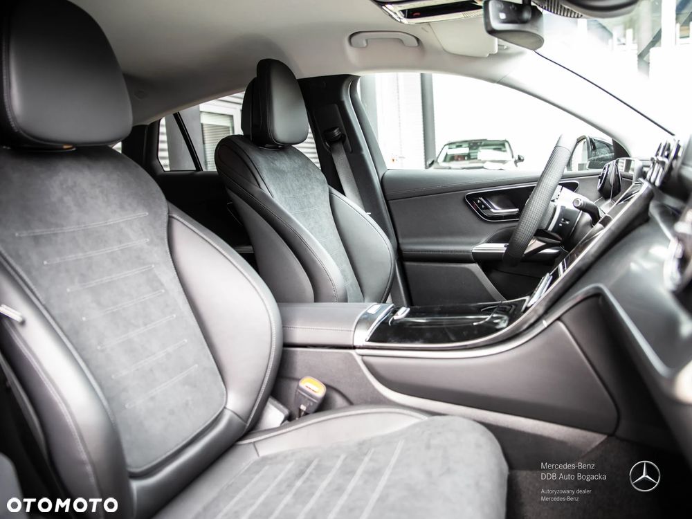 Mercedes-Benz GLC Coupe 220 d mHEV 4-Matic AMG Line - 6