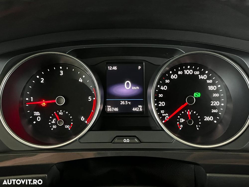 Volkswagen Tiguan - 16