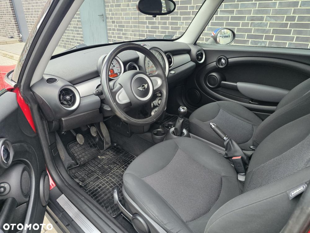 MINI Cooper 50 Camden - 36