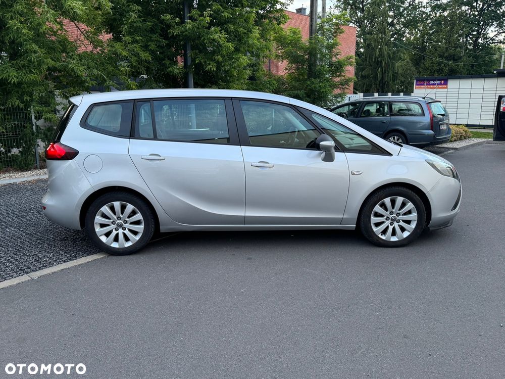 Opel Zafira - 7