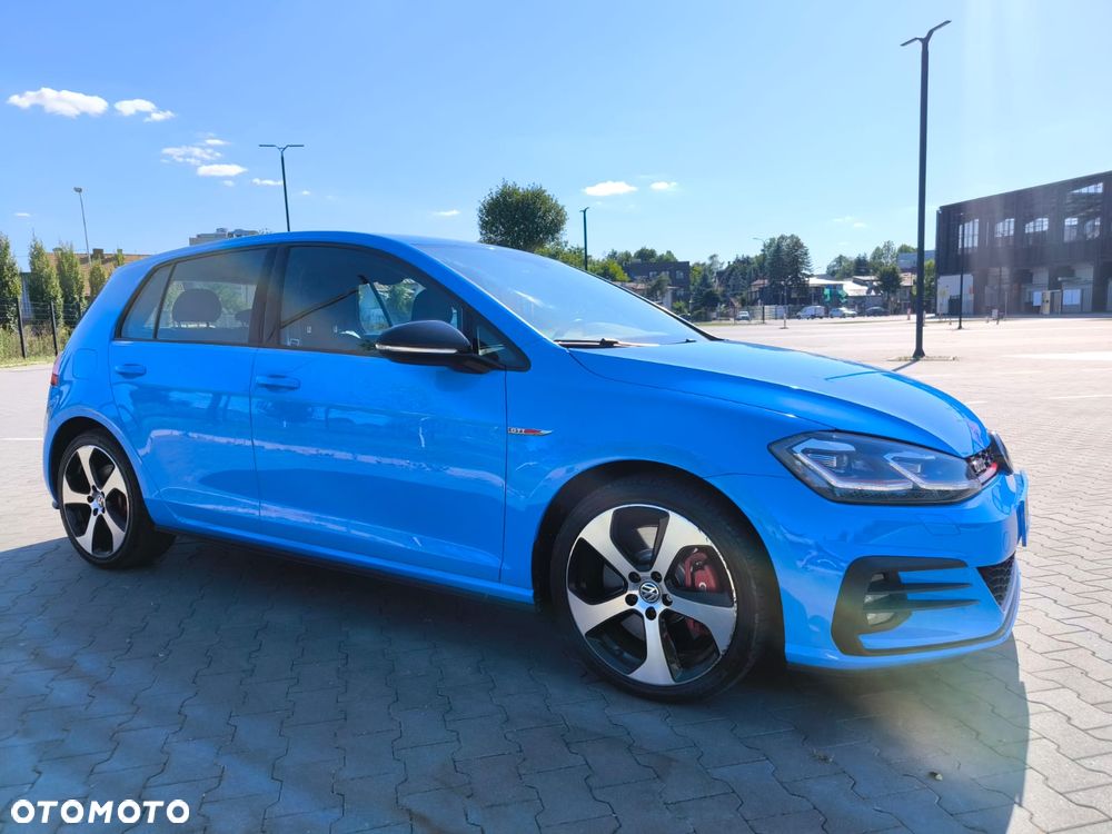 Volkswagen Golf GTI (BlueMotion Technology) DSG Performance - 22
