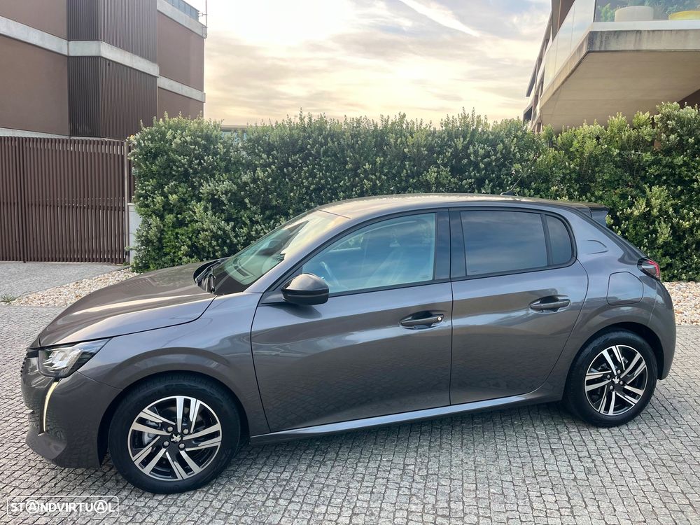 Peugeot 208 PureTech 100 EAT8 Allure Pack - 31