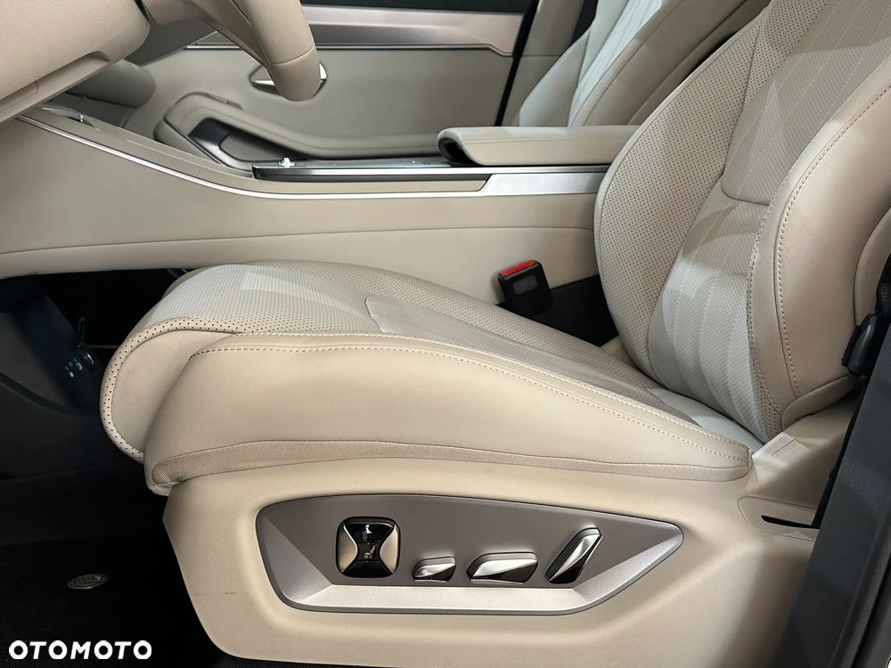 BYD Tang L - 31