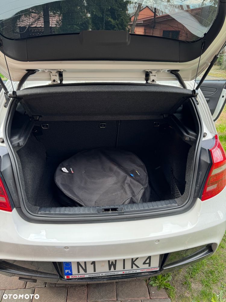 BMW Seria 1 120d - 13