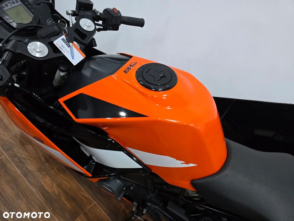 KTM RC 125 - 16