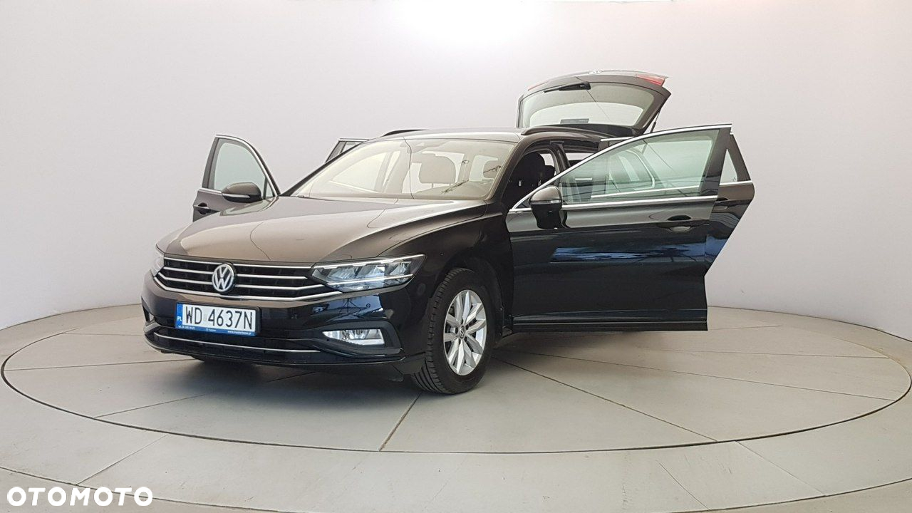 Volkswagen Passat - 10