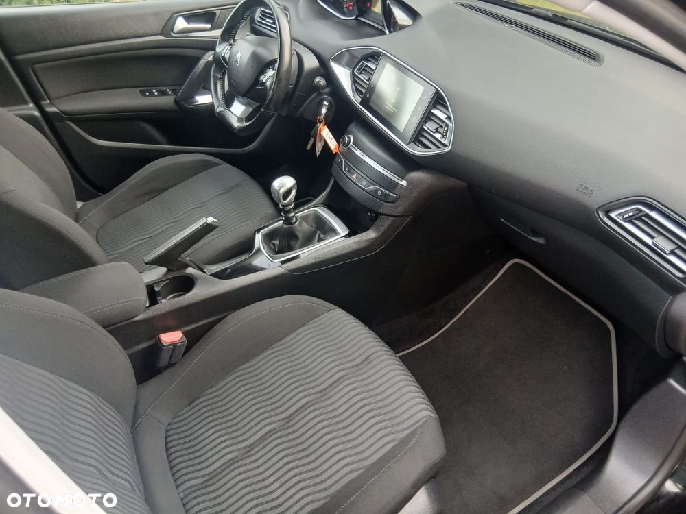 Peugeot 308 - 29