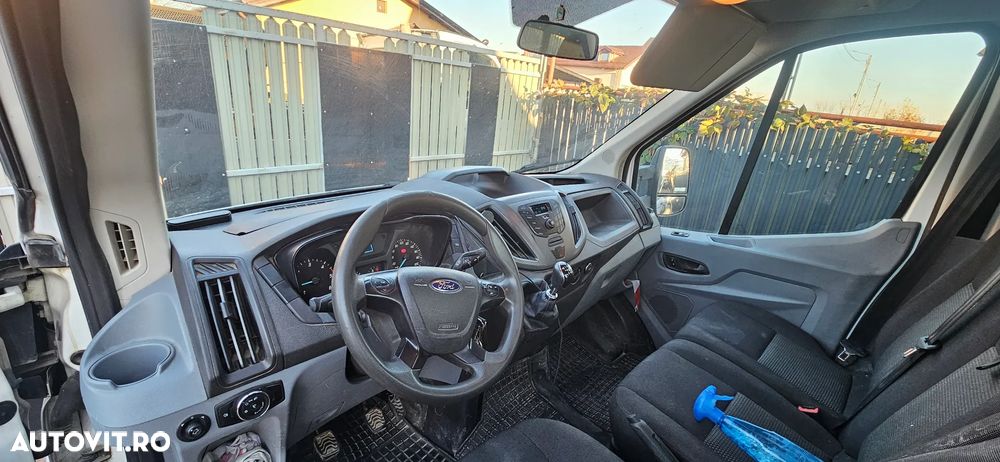 Ford Transit - 10
