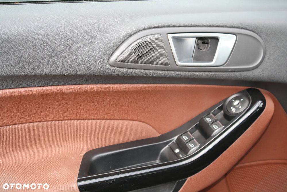 Ford Fiesta 1.0 EcoBoost STart-Stop ST-LINE - 20