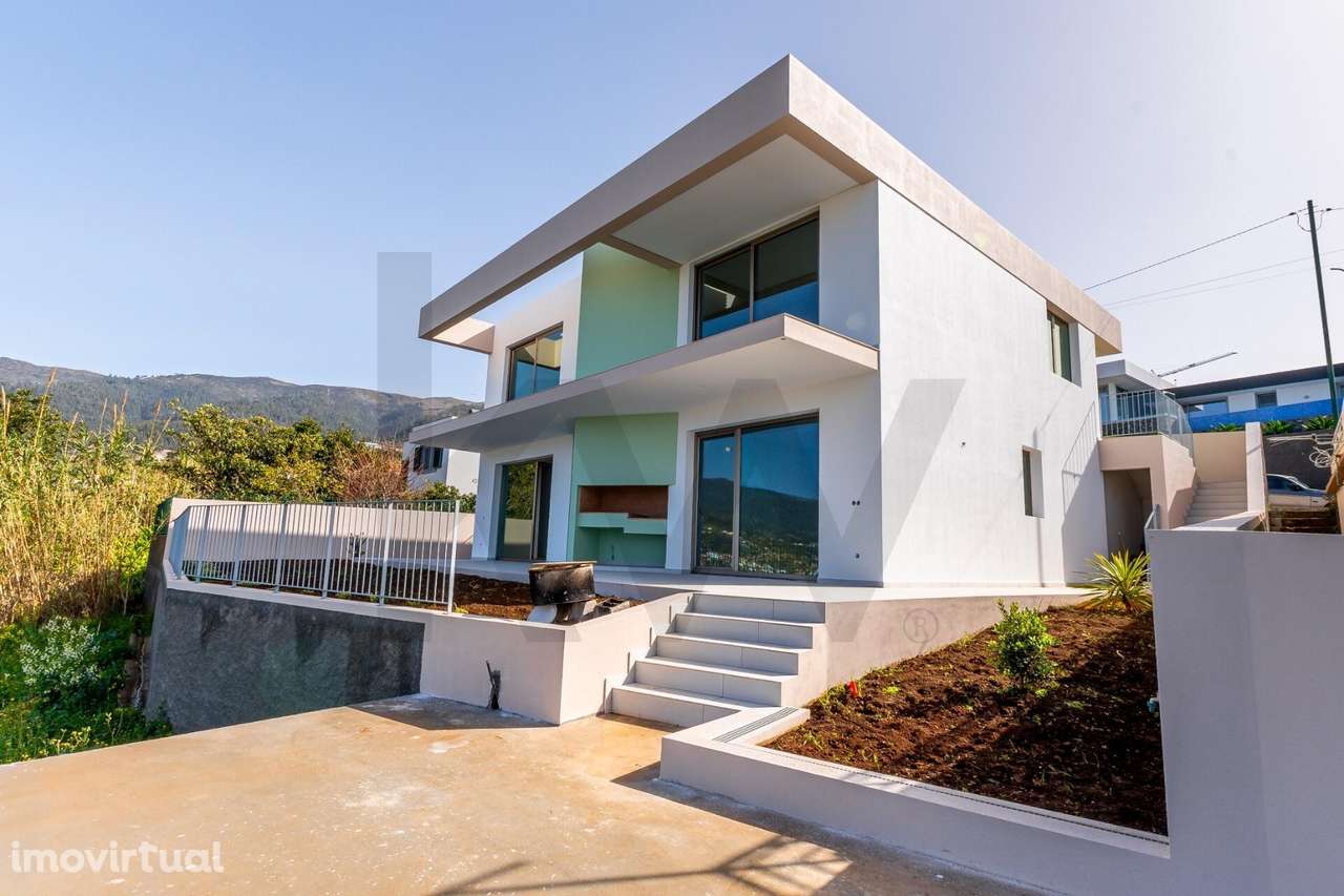 Moradia T2 | Arco da Calheta - Grande imagem: 3/43