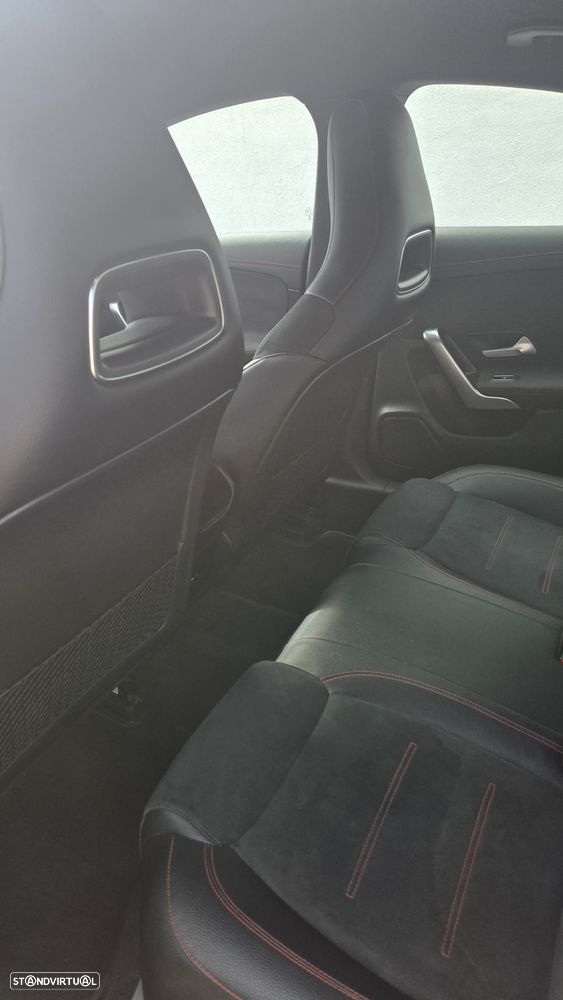 Mercedes-Benz A 200 ver-d-8g--dct-lim-special-edition - 11