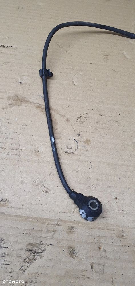 Czujnik stukowy spalania stukowego Audi A4 B6 1.6 07D905377 - 2