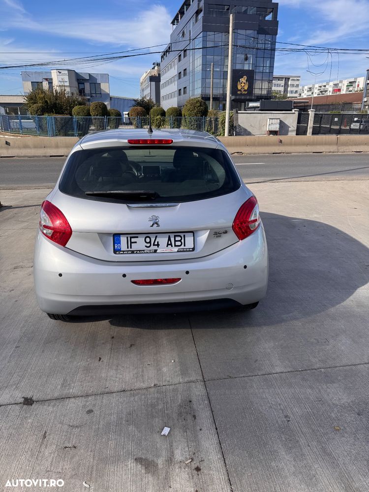 Peugeot 208 1.6 e-HDi FAP STT Active - 3