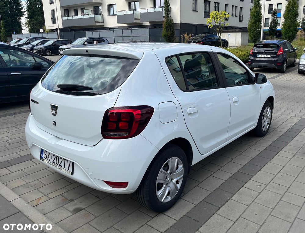Dacia Sandero - 4