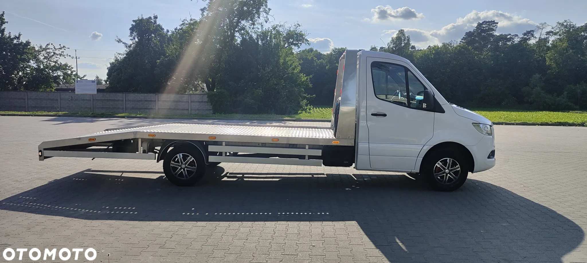 Mercedes-Benz Sprinter - 18