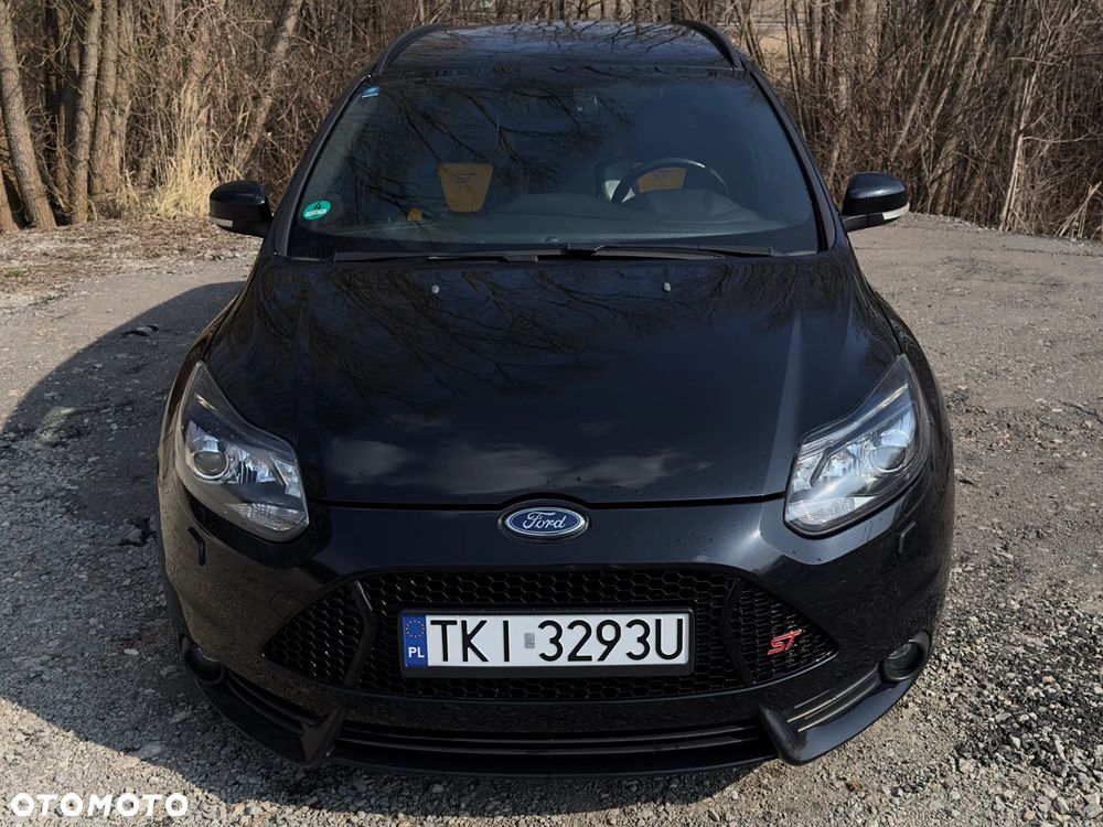 Ford Focus 2.0 EcoBoost ST mit Leder-Sport-Paket - 4